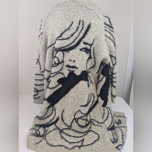 Simply Couture NWOT Femme Fatale Mystery Woman Cardigan Soft Cuddly Large